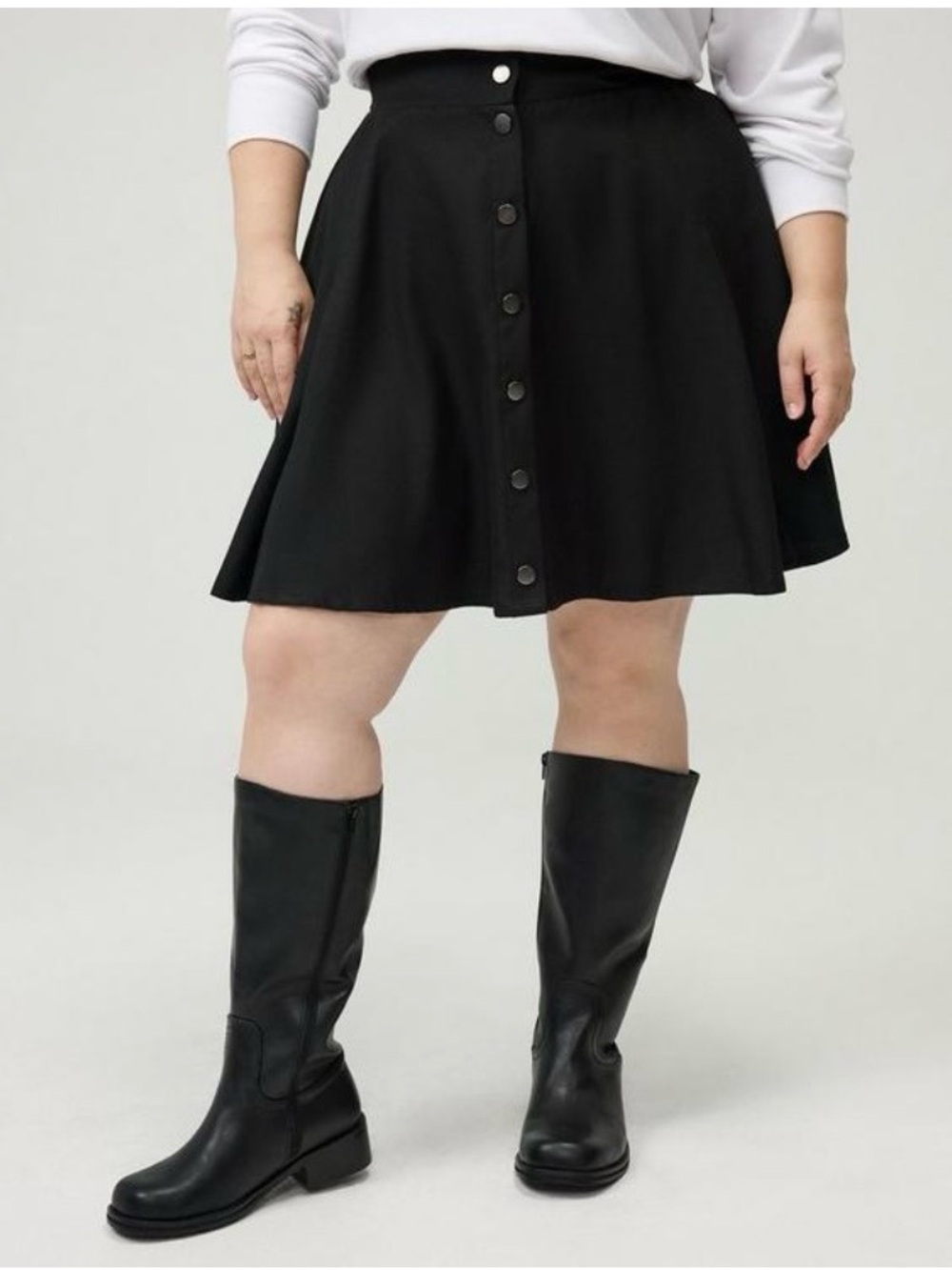 Torrid Snap Front Skater Mini Skirt - Black - Size 0X - NWT!